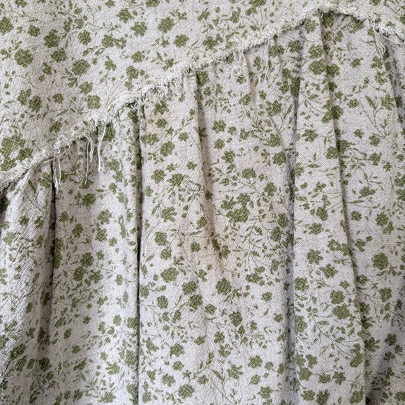 Love Riche Green Floral Blouse Size Medium - Picture 10 of 10